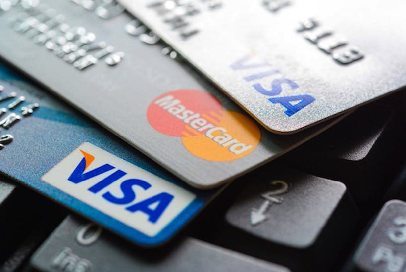 “Visa” Azərbaycanda təmassız ödənişlərlə bağlı DƏYİŞİKLİK ETDİ