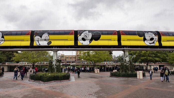 “Disney” 100 min işçiyə maaş verməyəcək
