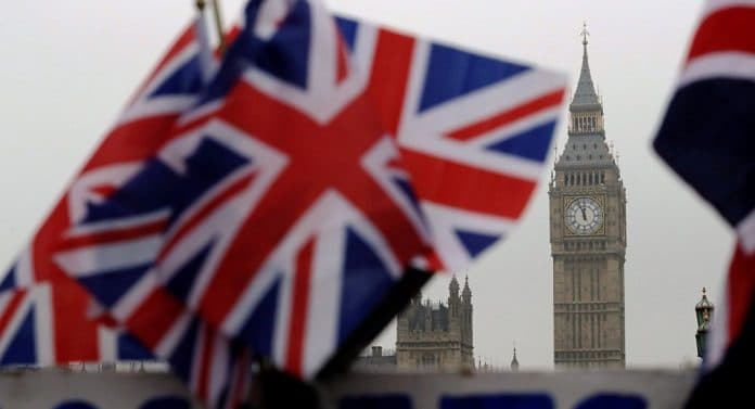 Avropa İttifaqı və London “Brexit”dən sonrakı münasibətlərin müzakirəsinə başladılar