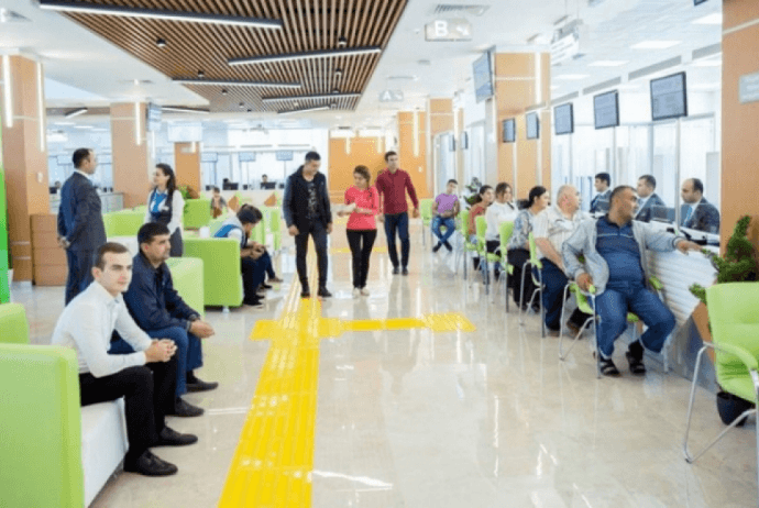 Azərbaycanda hər bir sakin bu qədər ödənişli xidmətlərdən - İSTİFADƏ EDİB