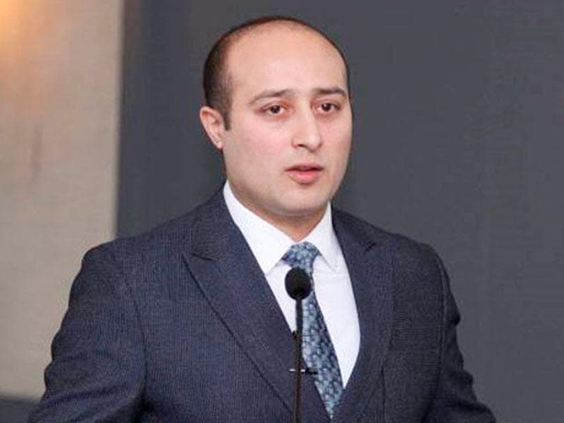 Adı "qara siyahı"da olan şəxsin qohumu ölsə, ona evdən çıxmağa icazə veriləcəkmi?