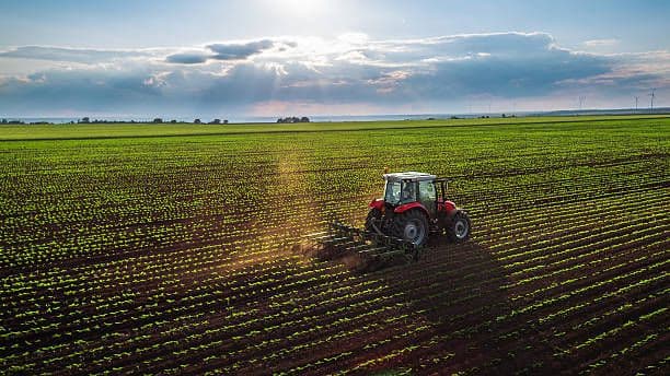 Azərbaycanda fermerlərin kartlarına 157,7 mln. manatdan çox subsidiya köçürülüb