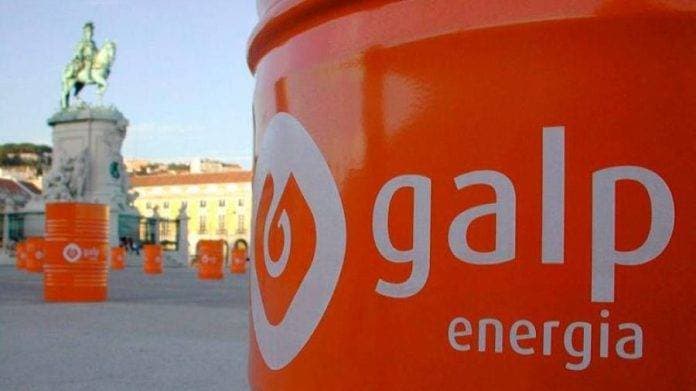 Portuqaliyanın enerji sektoru neft emalı zavodlarının fəaliyyətini dayandırır