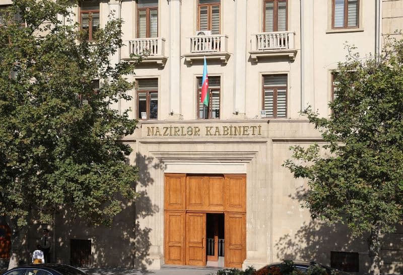Nazirlər Kabineti: İpoteka kreditləri borcalanların müraciəti əsasında restrukturizasiya olunacaq