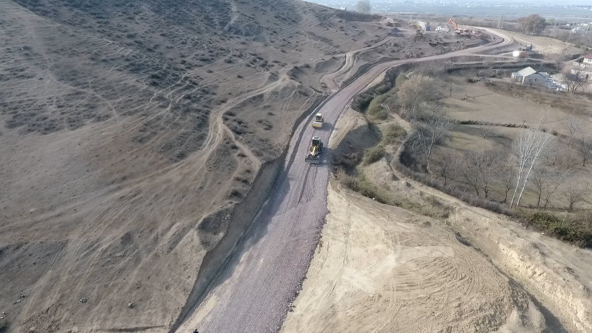 Şəmkir rayonunun Zəyəm Cırdaxan–Tatarlı avtomobil yolu yenidən qurulu