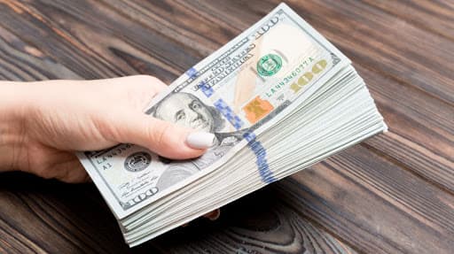 Dolların sabaha olan rəsmi məzənnəsi açıqlandı
