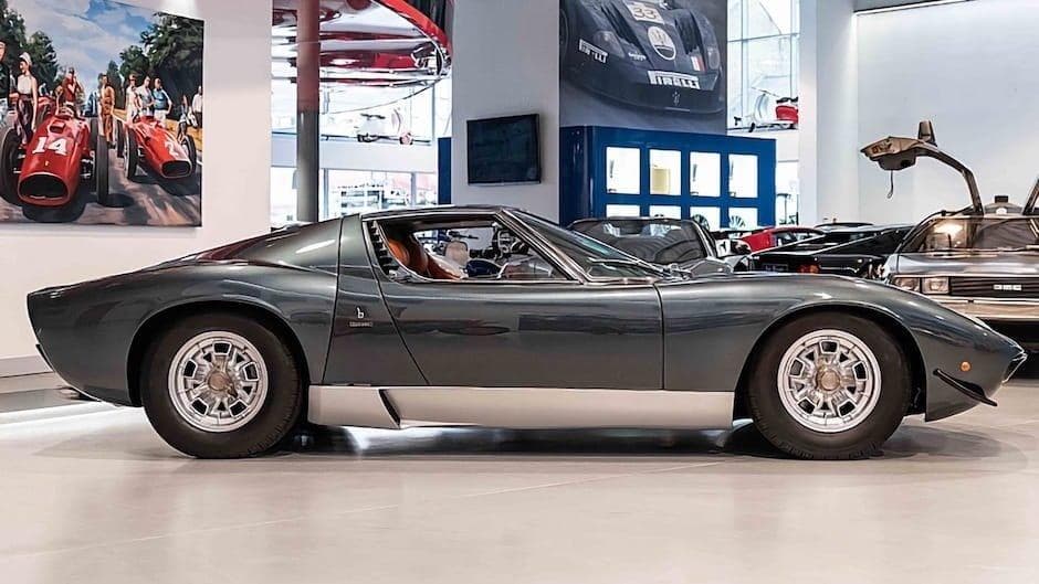 İkinci əl Lamborghini satılır - FOTO