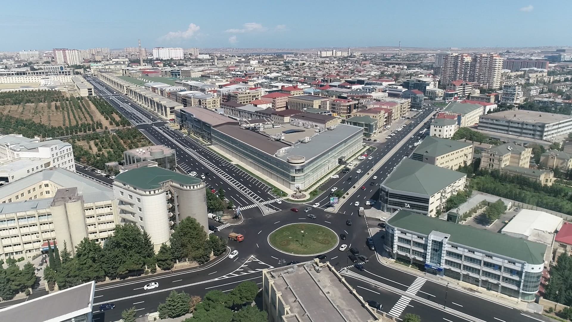 Nərimanov rayonunda 9.15 km küçə və yol təmir olunur