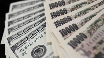 Dollar və Yen dünyanın bütün valyutaları ilə müqaisədə BAHALAŞDI