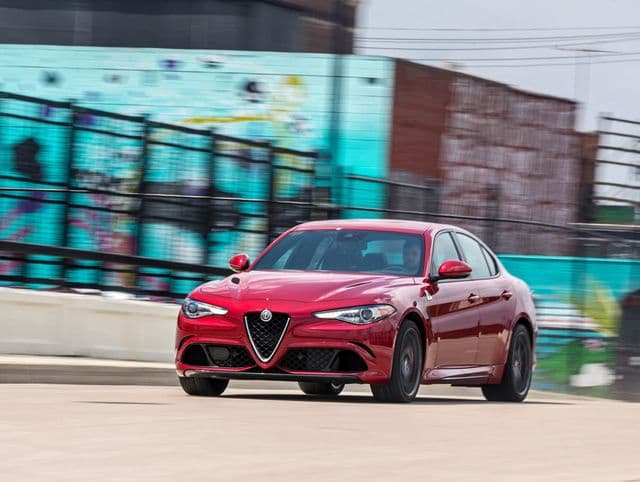 Alfa Romeo bu modellərini YENİLƏYİB