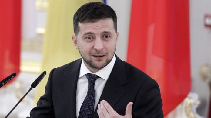 Zelenski: “Səfirimizi geri çağırmayacağıq”