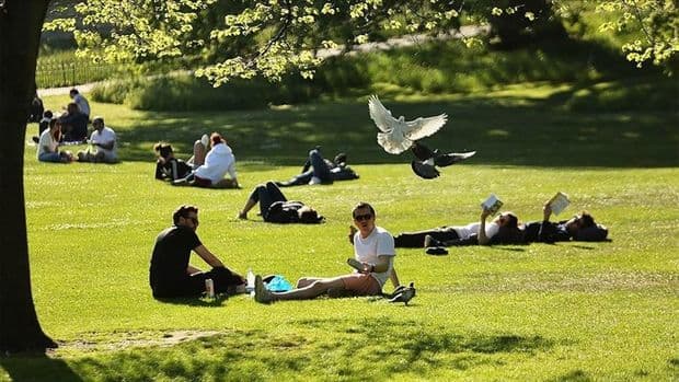 Böyük Britaniyada karantin rejimi yumşaldıldı