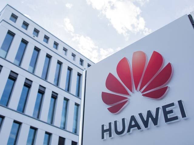 ABŞ “Huawei”yə qarşı sanksiyaları daha bir il uzatdı