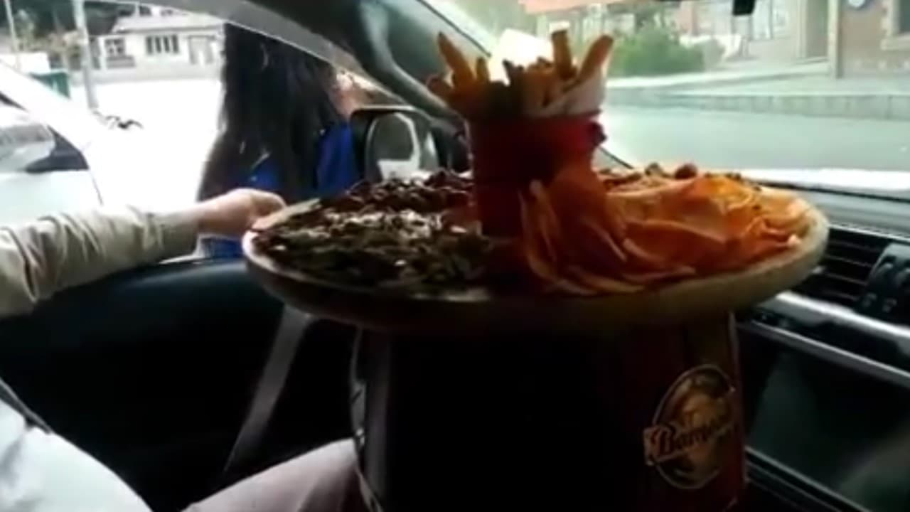 Maşında gizli “pub” işlədənlər həbs edildi - Video