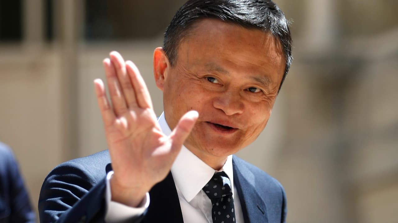 Cek Ma “SoftBank”ın idarə heyətini tərk edəcək