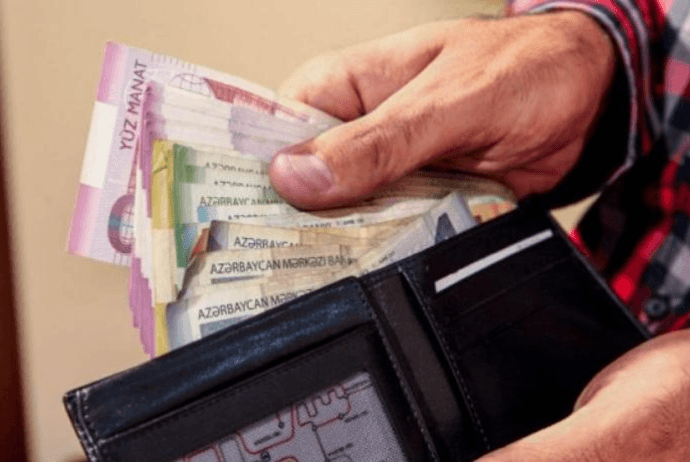 Azərbaycanda orta aylıq əmək haqqı - 745 MANATA ÇATIB