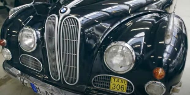 Bir milyonluq yürüyüşə malik olan BMW - VİDEO