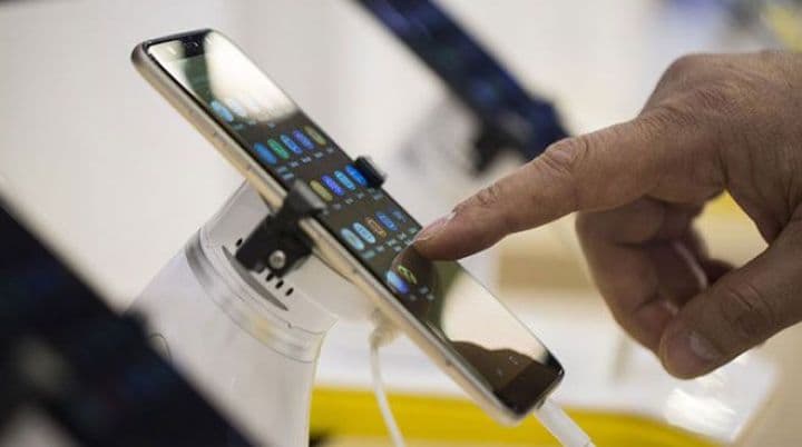 Azərbaycanın xaricdən aldığı mobil telefonların miqdarı çoxalıb