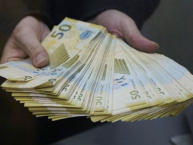 Prezidentdən qanuna dəyişiklik - Məzuniyyətə çıxanlar bir aylıq əlavə müavinət alacaq