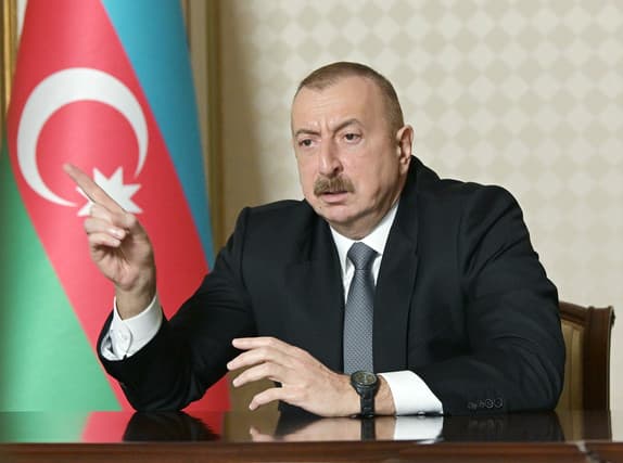 Prezident yeni icra başçılarına: İnsanlar sizdən razı olsalar, mən də sizin işinizdən razı olacağam