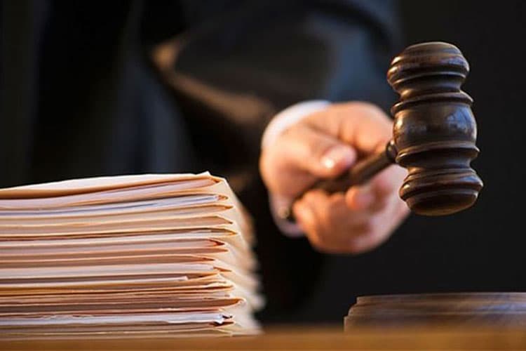 "Bakı Sığorta" "Azərsığorta"nı məhkəməyə verib