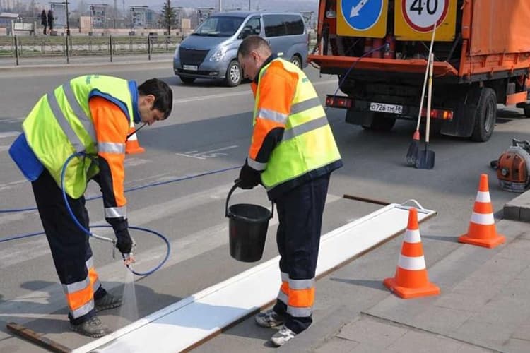 DİQQƏT! Bu yollarda təmir və rənglənmə işləri aparılır