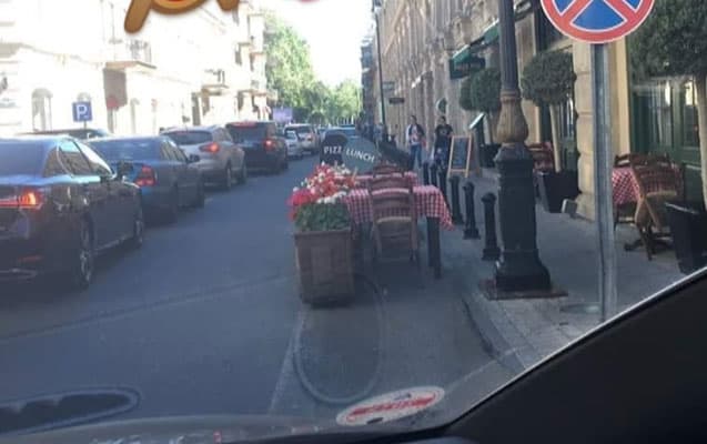 Restoran yolu kəsmişdi, BNA işə qarışdı - Fotolar