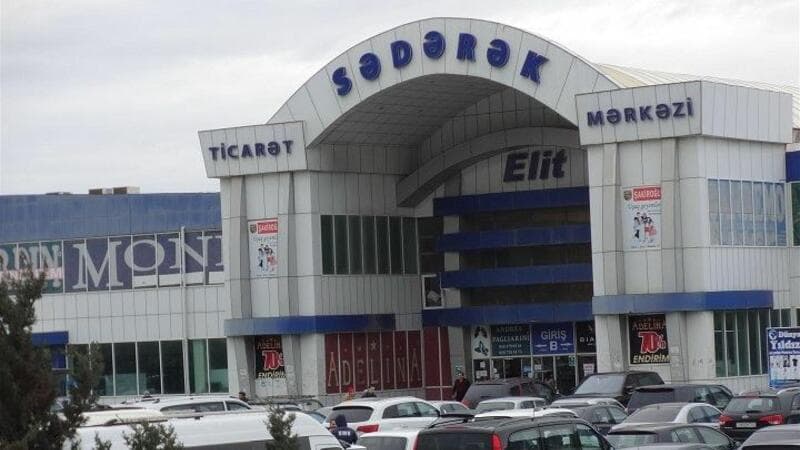 Sədərək Ticarət Mərkəzində YENİ QADAĞA
