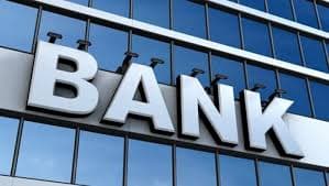 Azərbaycanda bağlanmış bankların vergi borcu açıqlanıb
