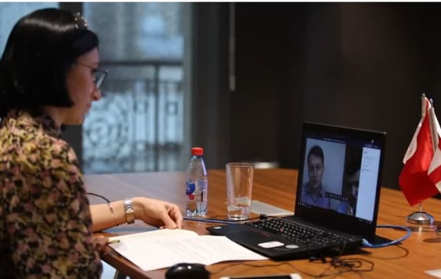 “Bouquet MMC” şirkətinin təsisçilərinin PAŞA Bankın nümayəndəsi ilə müsahibəsi