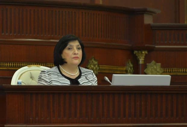 Spiker yeniliyin anonsunu verdi: Telekanalların birində...