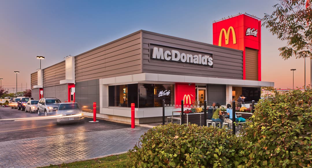 McDonald’s Rusiyadakı işçilərin maaşlarını artıracaq: 1 İyundan
