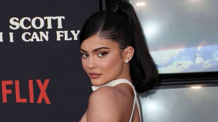 “Forbes” ən çox qazanan ulduzların adlarını açıqladı