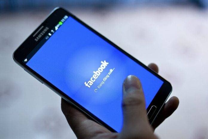 “Facebook” dövlət nəzarətində olan KİV-lərin paylaşımlarını işarəliyəcək