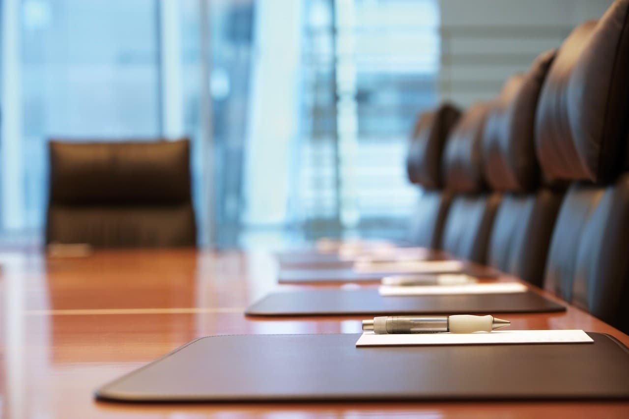 Azərbaycanda bir sıra dövlət qurumlarının fəaliyyətinə fasilə verildi