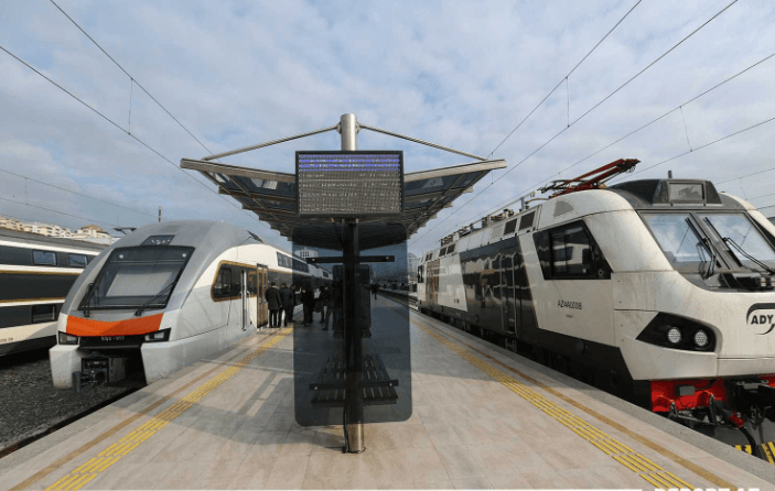 Pandemiya dövründə elektrik qatarları ilə nə qədər sərnişin daşınıb?