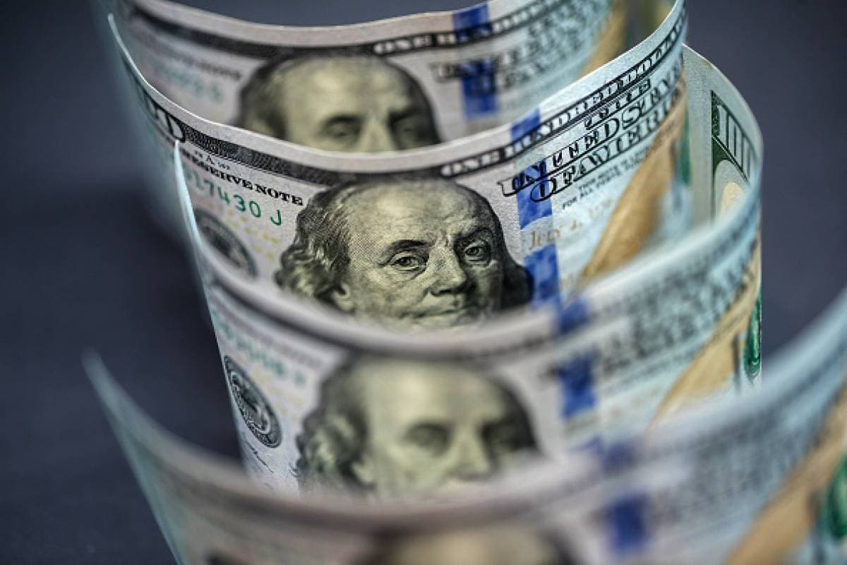 Dolların sabaha olan MƏZƏNNƏSİ