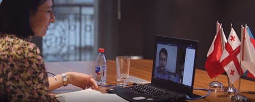 “Bouquet MMC” şirkətinin təsisçilərinin PAŞA Bankın nümayəndəsi ilə müsahibəsi