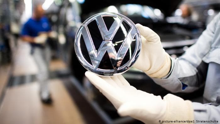 Volkswagenin səhimlərinin dəyəri artır