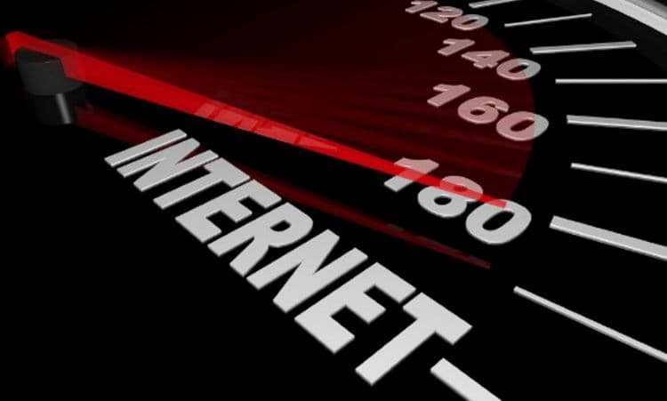 Azərbaycanda mobil və sabit internetin sürəti mayda artıb