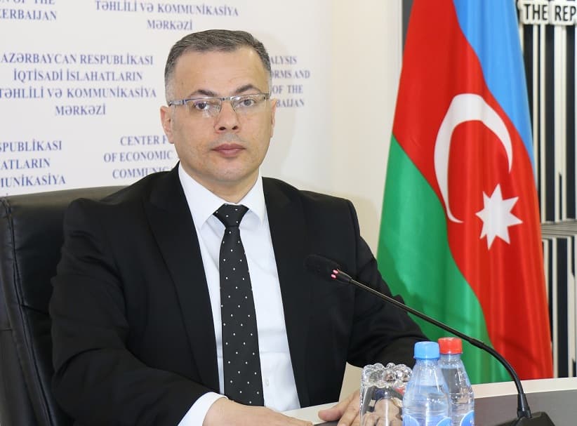 Vüsal Qasımlı: Manatın real effektiv məzənnəsi son 5 ildə ən yüksək həddə çatıb