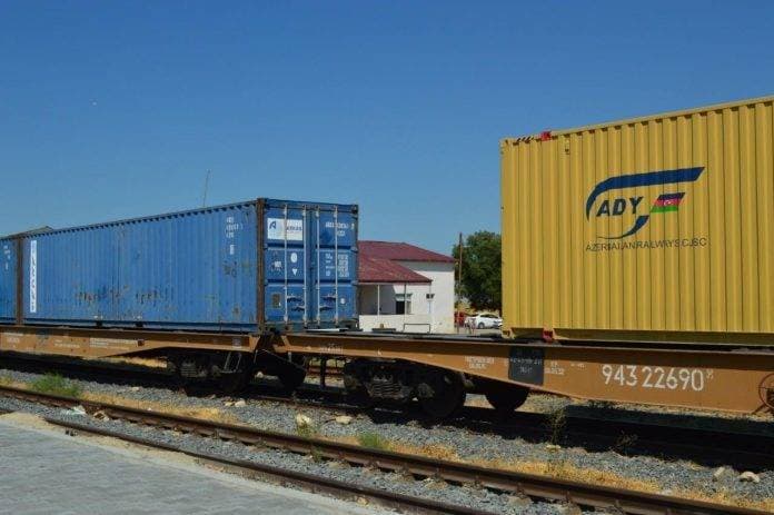ADY Konteyner növbəti rekorda imza atıb
