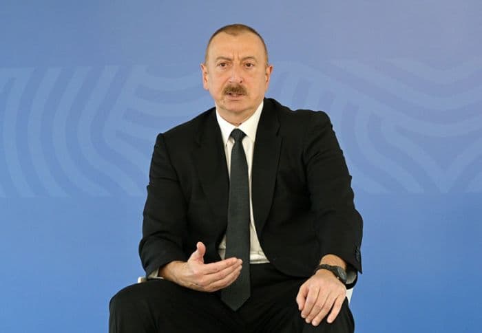 İlham Əliyev :Vergi və gömrük büdcəyə əlavə 423 milyon manat cəlb edə biliblər
