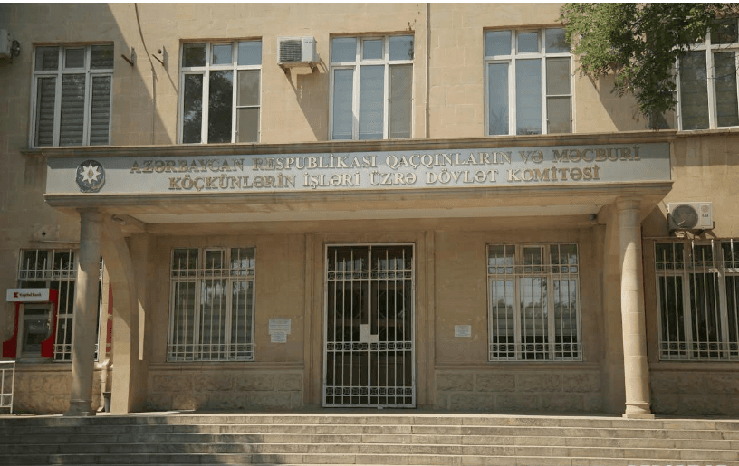 Dövlət Komitəsi bir qrup məcburi köçkünün şikayətinə münasibət bildirib
