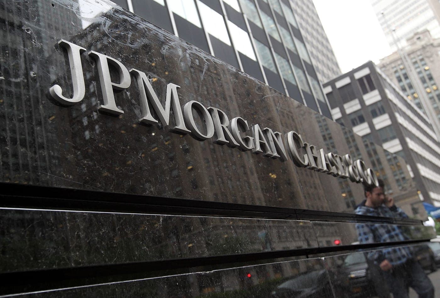 Amerika bankları kreditlər üzrə defolt dalğasına hazırlaşır