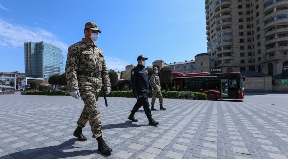 Avqustda sərt karantin rejimi ləğv olunacaq - Prezidentin köməkçisi