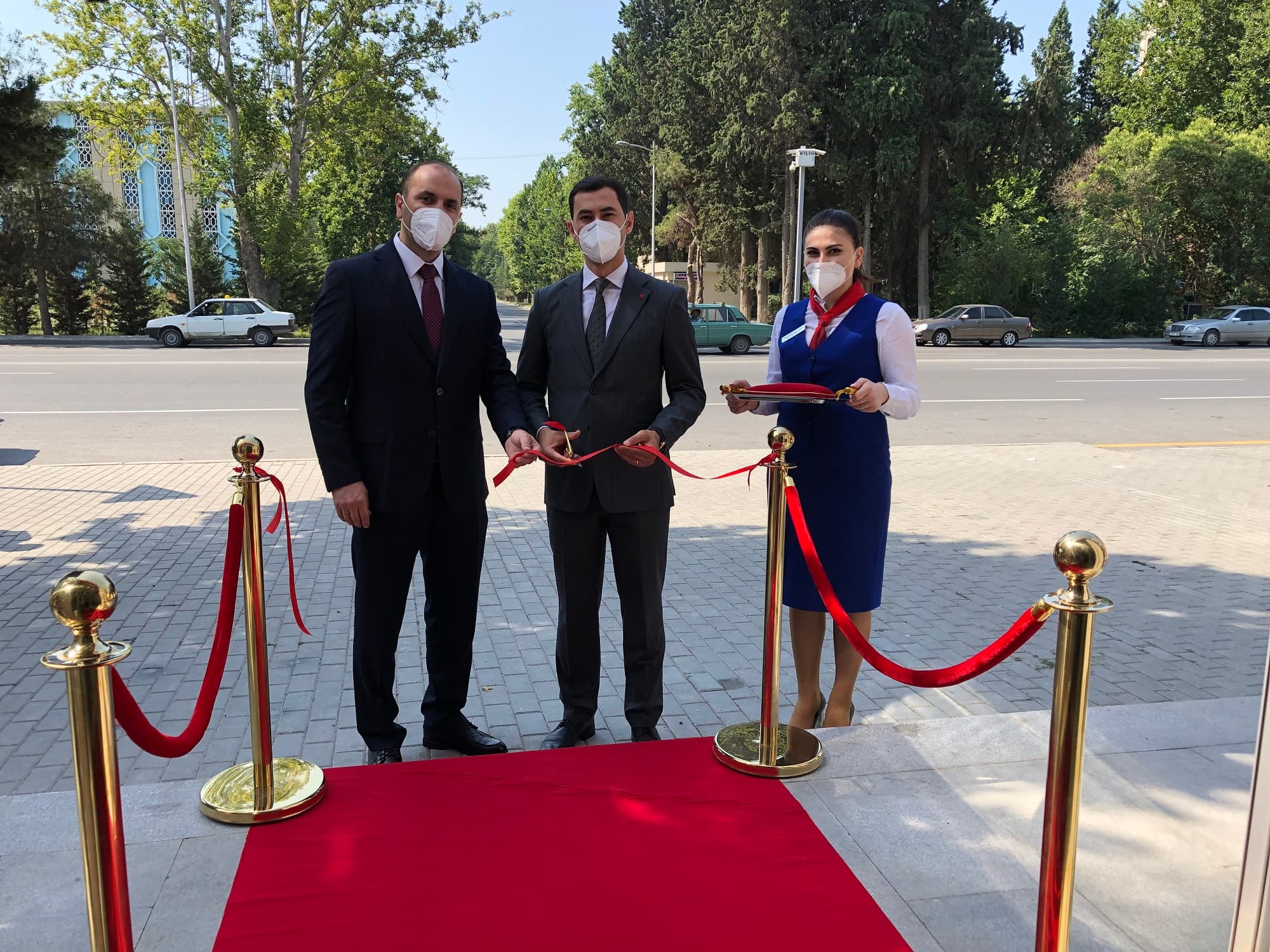 Kapital Bank yenilənən Mingəçevir filialını istifadəyə verdi