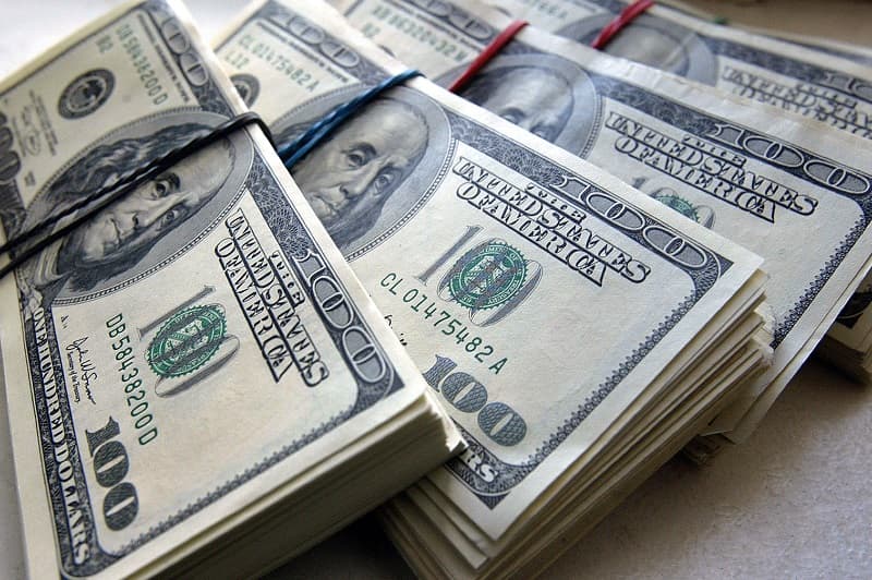 Bugünkü valyuta hərracında banklar 60 mln. dollar cəlb edib