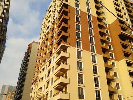 Azərbaycanda bu il istifadəyə verilən yaşayış evlərinin ümumi sahəsi kəskin artıb