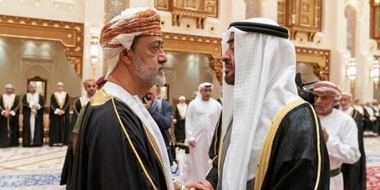 Omanda yeni sultan bu şirkətləri ölkədən qovdu